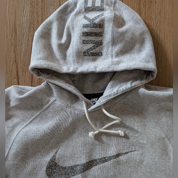 Nike Hoodie SKU2027 - Picture 2 of 3